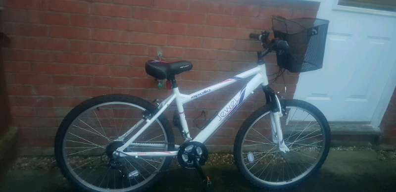 apollo jewel womens bike